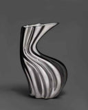 Sinuo Platino | Platinum Sculptural Vase | Ceramic Vase